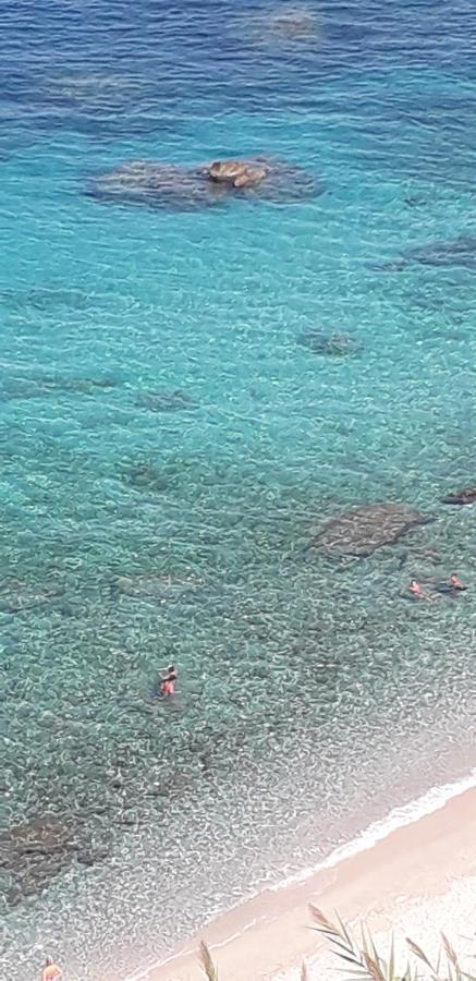 Le Camere Di Libero E Roberta Parghelia Luaran gambar